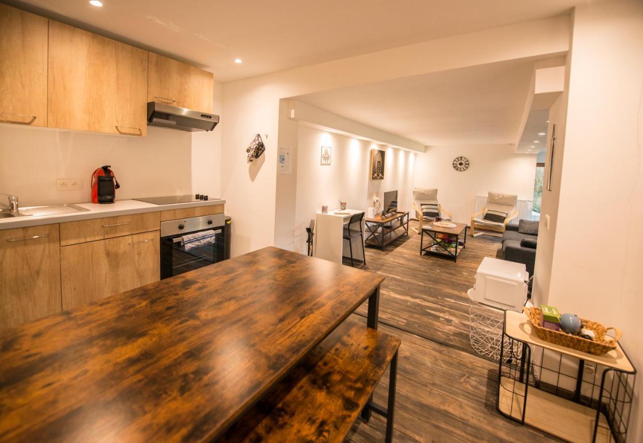 Le Chalet Naturzen Hastiere-par-dela Exterior photo